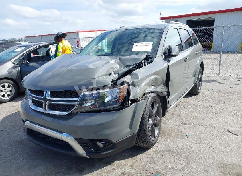 Photo 6 of 2020 Dodge Journey CROSSROAD (VIN 3C4PDCGB3LT263960)