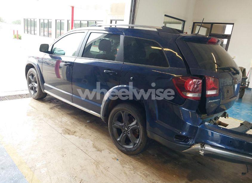 Photo 3 of 2020 Dodge Journey CROSSROAD (VIN 3C4PDCGB3LT267443)