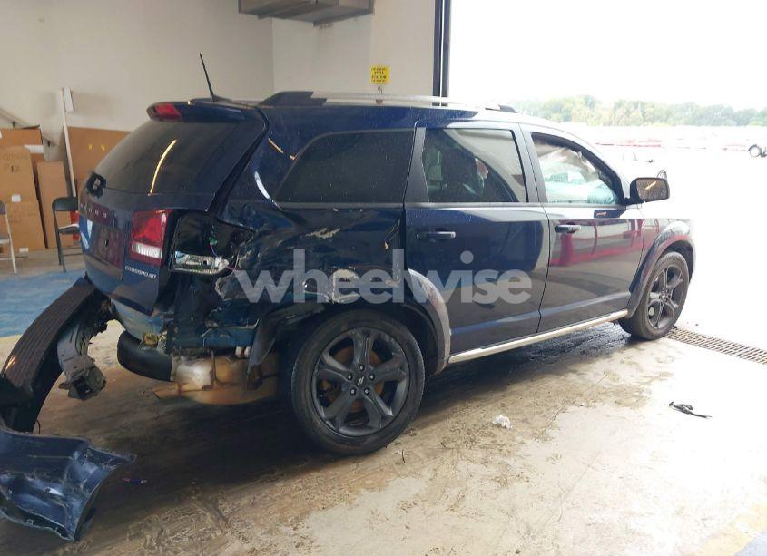 Photo 4 of 2020 Dodge Journey CROSSROAD (VIN 3C4PDCGB3LT267443)