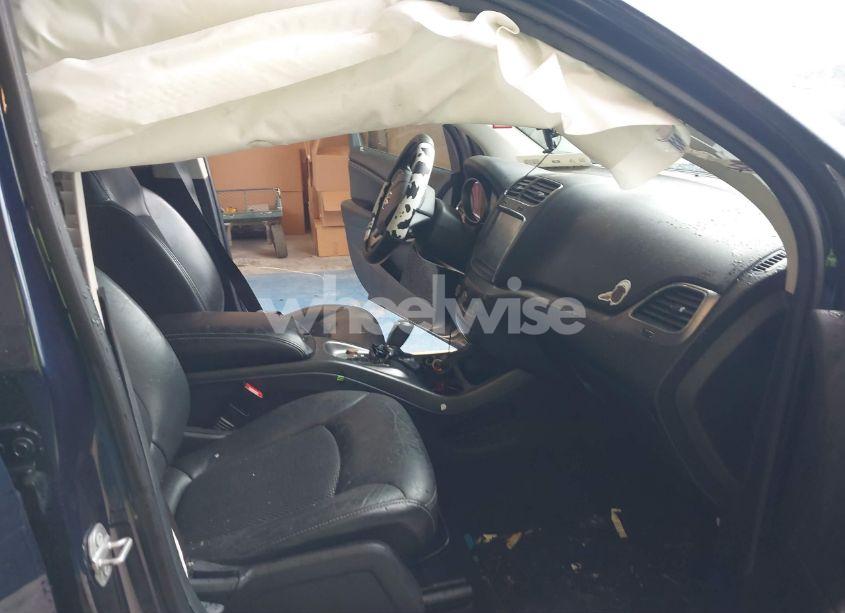 Photo 5 of 2020 Dodge Journey CROSSROAD (VIN 3C4PDCGB3LT267443)