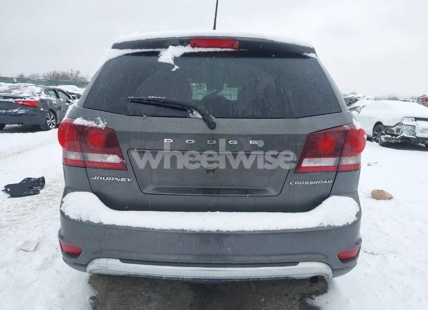 Photo 15 of 2018 Dodge Journey CROSSROAD (VIN 3C4PDCGB4JT257310)