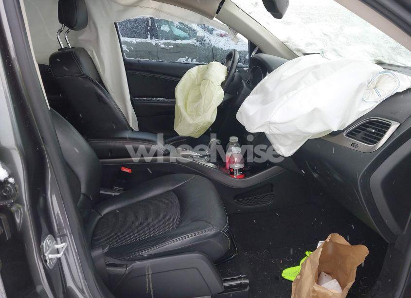 Photo 5 of 2018 Dodge Journey CROSSROAD (VIN 3C4PDCGB4JT257310)