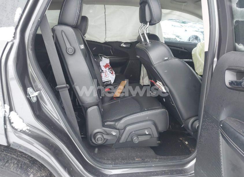 Photo 8 of 2018 Dodge Journey CROSSROAD (VIN 3C4PDCGB4JT257310)