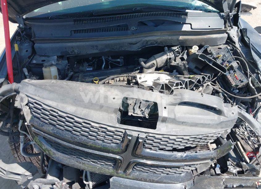 Photo 10 of 2018 Dodge Journey CROSSROAD (VIN 3C4PDCGB4JT327792)