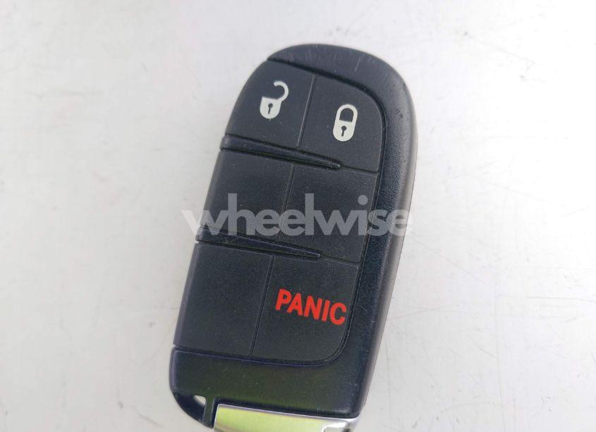 Photo 11 of 2018 Dodge Journey CROSSROAD (VIN 3C4PDCGB4JT327792)