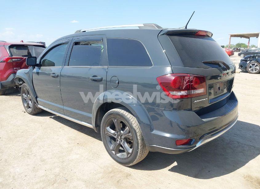 Photo 3 of 2018 Dodge Journey CROSSROAD (VIN 3C4PDCGB4JT327792)