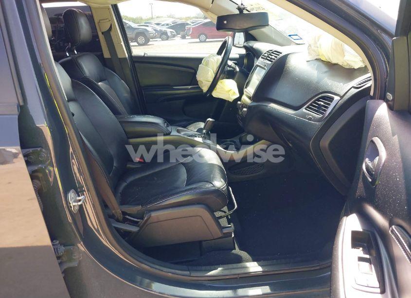 Photo 5 of 2018 Dodge Journey CROSSROAD (VIN 3C4PDCGB4JT327792)