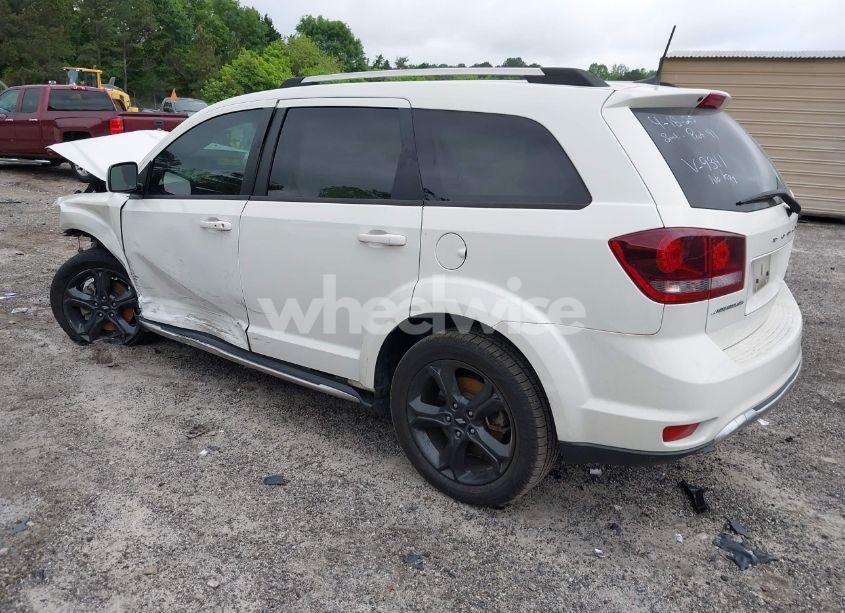 Photo 3 of 2019 Dodge Journey CROSSROAD (VIN 3C4PDCGB4KT779341)