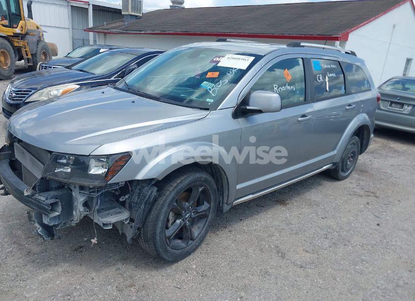 Photo 2 of 2020 Dodge Journey CROSSROAD (VIN 3C4PDCGB4LT188489)