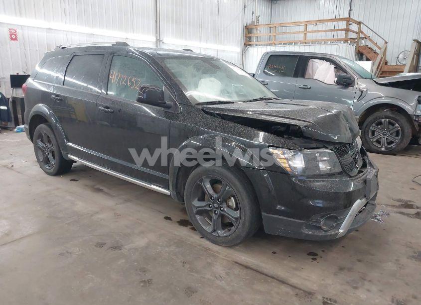 2020 Dodge Journey CROSSROAD (VIN 3C4PDCGB4LT263188) main photo