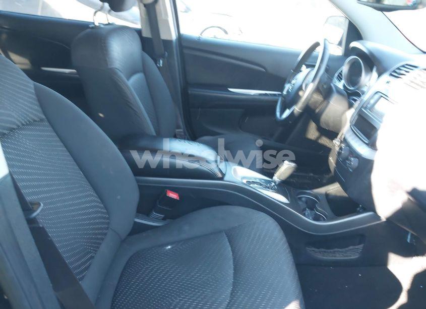 Photo 5 of 2016 Dodge Journey CROSSROAD (VIN 3C4PDCGB5GT158617)