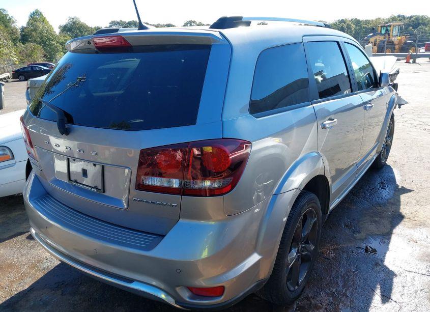 Photo 4 of 2020 Dodge Journey CROSSROAD (VIN 3C4PDCGB5LT188842)