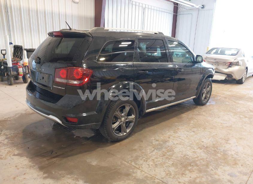 Photo 4 of 2016 Dodge Journey CROSSROAD PLUS (VIN 3C4PDCGB6GT107739)