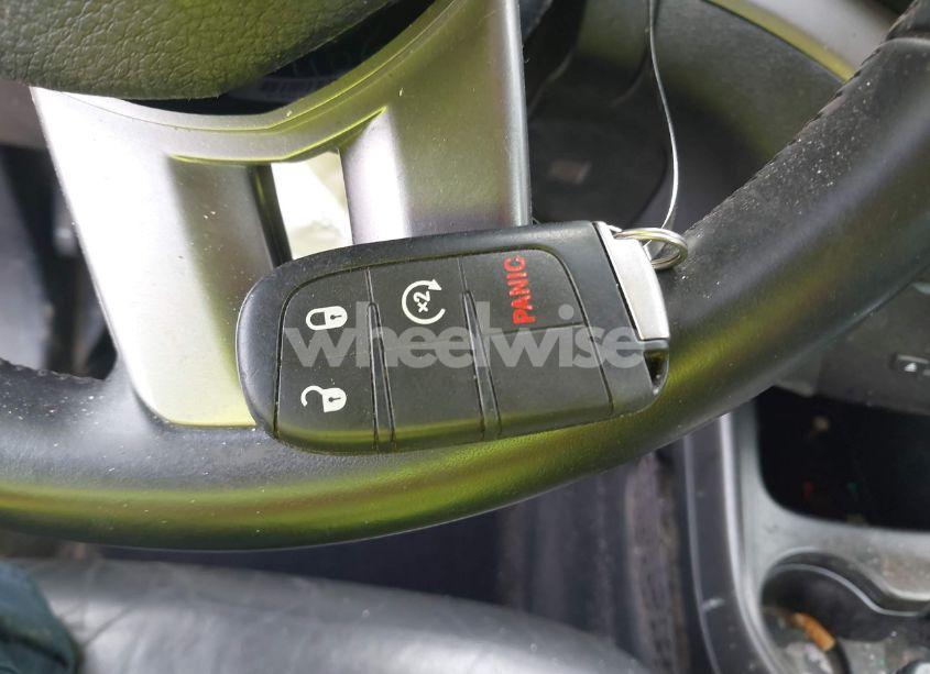 Photo 11 of 2018 Dodge Journey CROSSROAD (VIN 3C4PDCGB6JT275792)