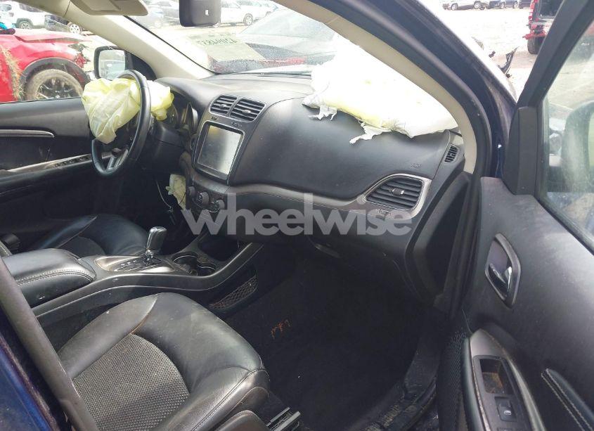 Photo 5 of 2018 Dodge Journey CROSSROAD (VIN 3C4PDCGB6JT275792)