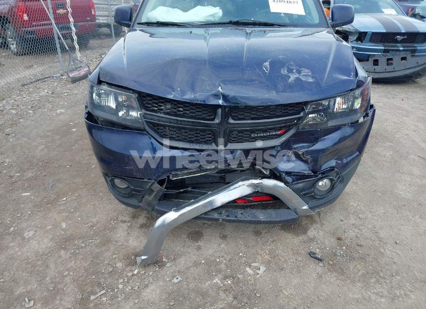 Photo 6 of 2018 Dodge Journey CROSSROAD (VIN 3C4PDCGB6JT275792)