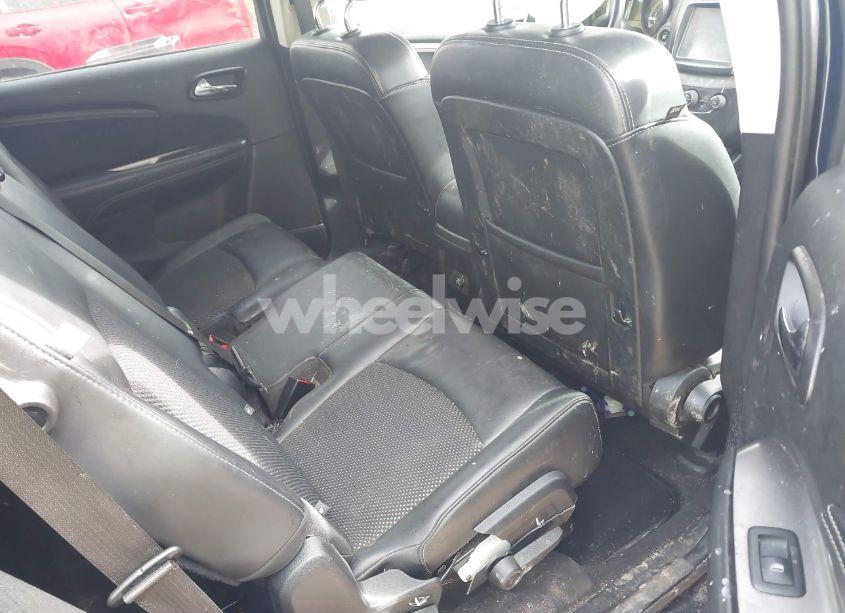 Photo 8 of 2018 Dodge Journey CROSSROAD (VIN 3C4PDCGB6JT275792)