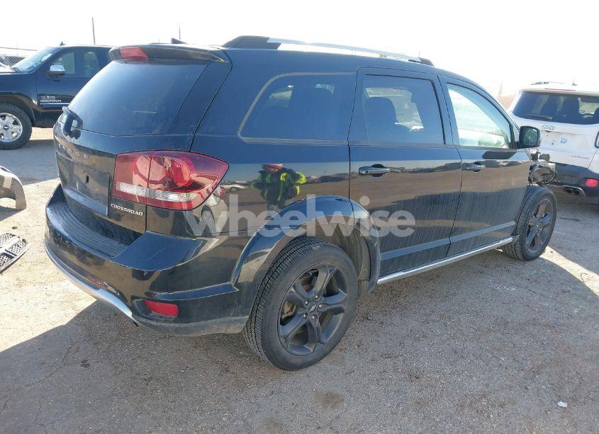 Photo 4 of 2020 Dodge Journey CROSSROAD (VIN 3C4PDCGB6LT268795)