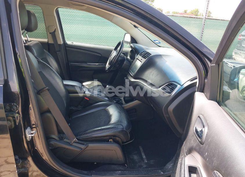 Photo 5 of 2016 Dodge Journey CROSSROAD PLUS (VIN 3C4PDCGB7GT170865)