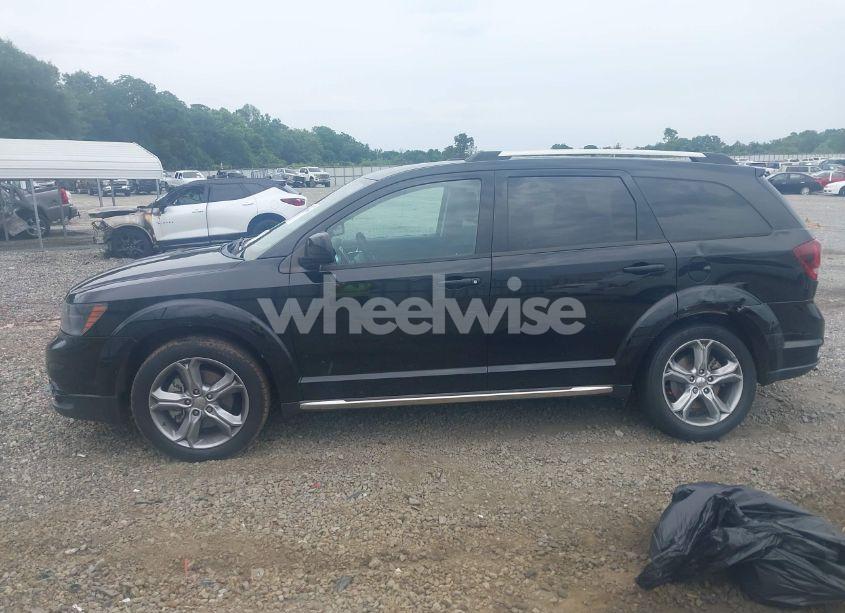 Photo 14 of 2017 Dodge Journey CROSSROAD (VIN 3C4PDCGB7HT500909)