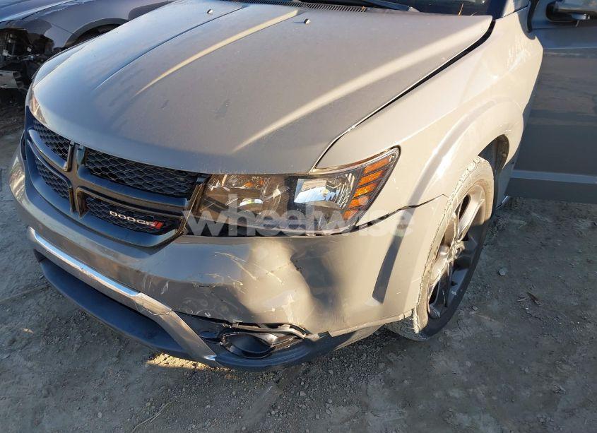 Photo 6 of 2019 Dodge Journey CROSSROAD (VIN 3C4PDCGB7KT681517)