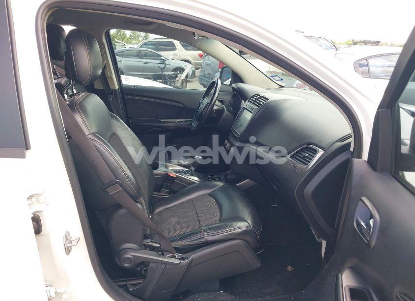 Photo 5 of 2015 Dodge Journey CROSSROAD (VIN 3C4PDCGB8FT727748)