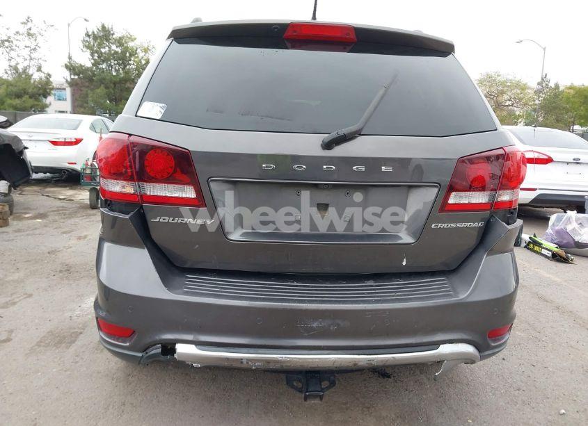 Photo 6 of 2016 Dodge Journey CROSSROAD PLUS (VIN 3C4PDCGB8GT195371)