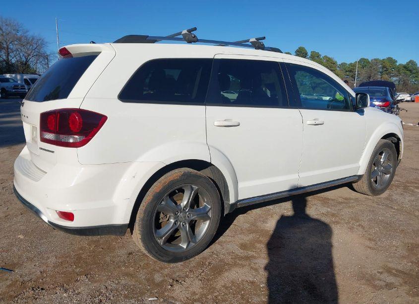 Photo 4 of 2017 Dodge Journey CROSSROAD PLUS (VIN 3C4PDCGB8HT621514)