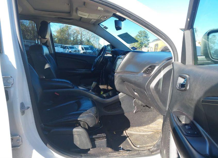 Photo 5 of 2017 Dodge Journey CROSSROAD PLUS (VIN 3C4PDCGB8HT621514)