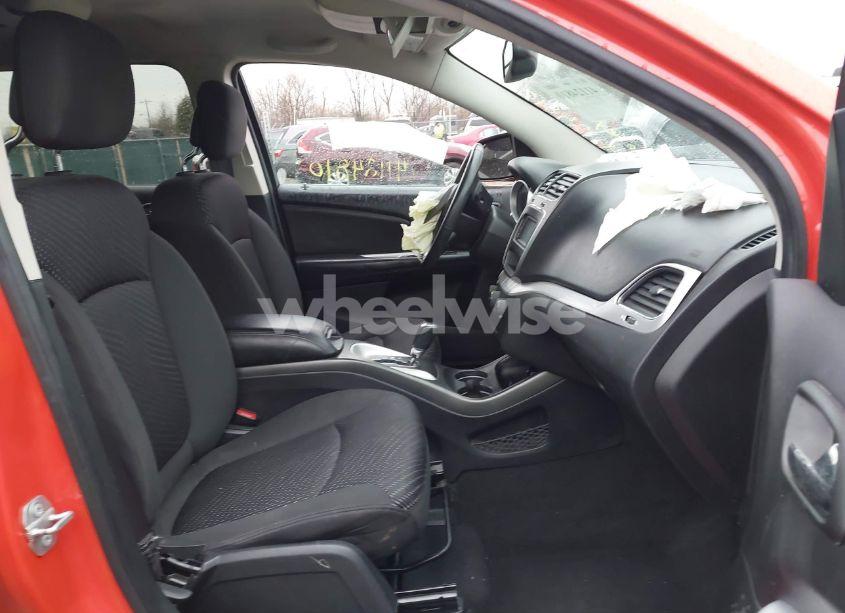 Photo 5 of 2017 Dodge Journey CROSSROAD (VIN 3C4PDCGB8HT706093)