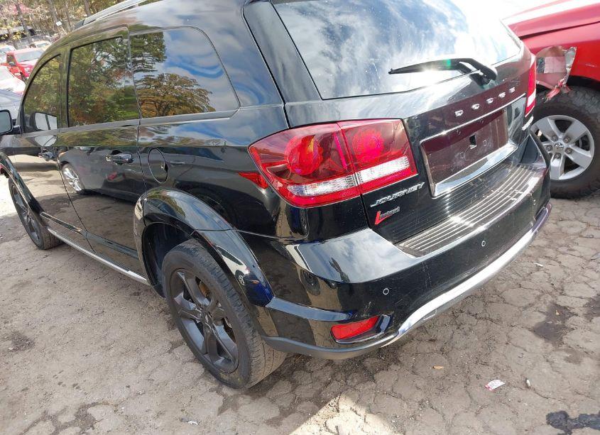 Photo 3 of 2019 Dodge Journey CROSSROAD (VIN 3C4PDCGB8KT773865)