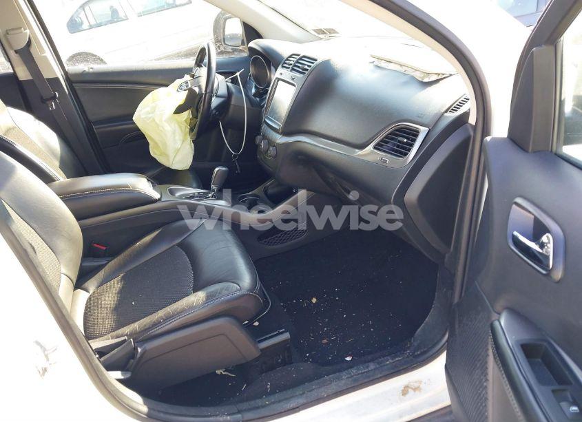 Photo 5 of 2020 Dodge Journey CROSSROAD (VIN 3C4PDCGB9LT266961)