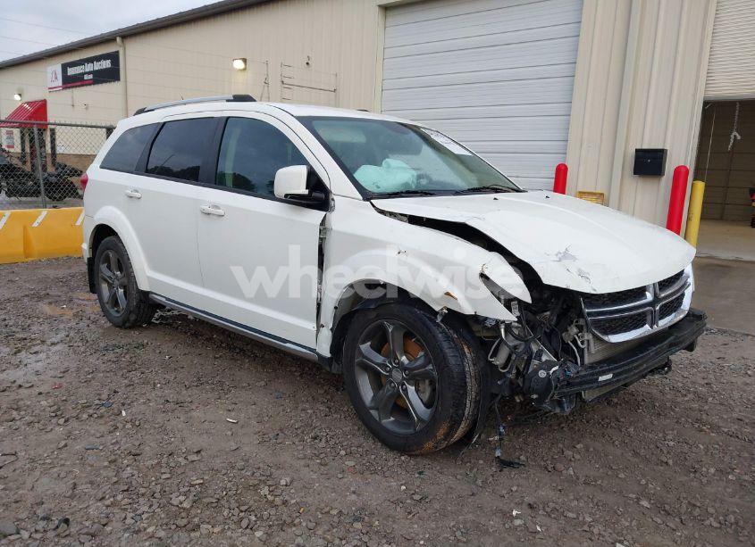 2015 Dodge Journey CROSSROAD (VIN 3C4PDCGBXFT713978) main photo