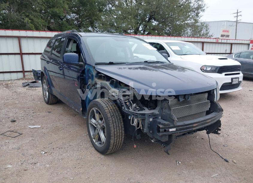 2017 Dodge Journey CROSSROAD (VIN 3C4PDCGBXHT644101) main photo