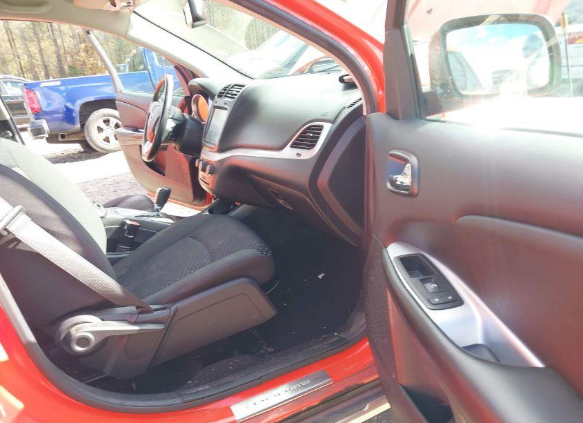 Photo 5 of 2017 Dodge Journey CROSSROAD (VIN 3C4PDCGBXHT683979)