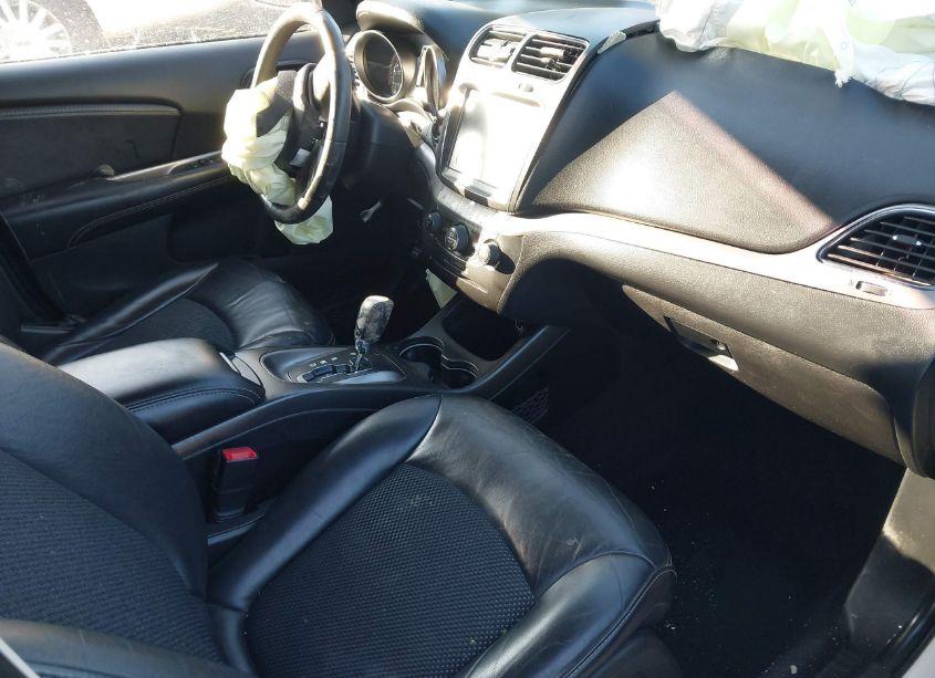 Photo 5 of 2018 Dodge Journey CROSSROAD (VIN 3C4PDCGBXJT141352)