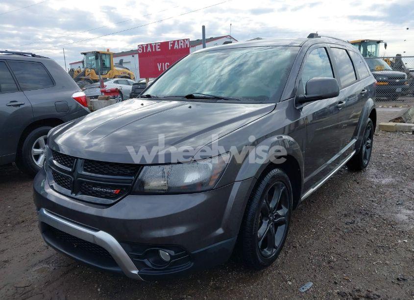 Photo 2 of 2020 Dodge Journey CROSSROAD (VIN 3C4PDCGBXLT270355)