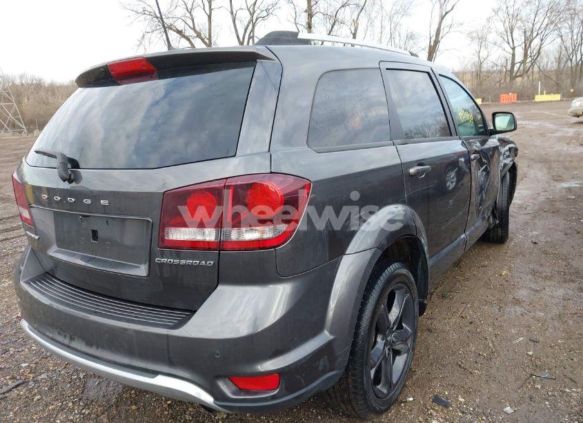 Photo 4 of 2020 Dodge Journey CROSSROAD (VIN 3C4PDCGBXLT270355)