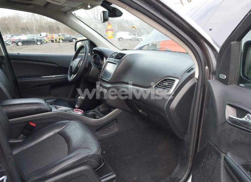 Photo 5 of 2020 Dodge Journey CROSSROAD (VIN 3C4PDCGBXLT270355)