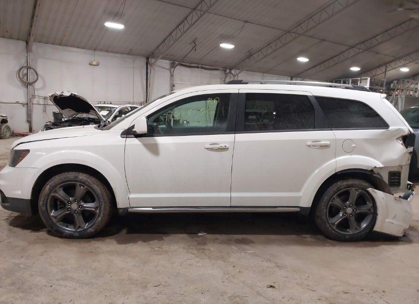 Photo 14 of 2015 Dodge Journey CROSSROAD (VIN 3C4PDCGG0FT547112)