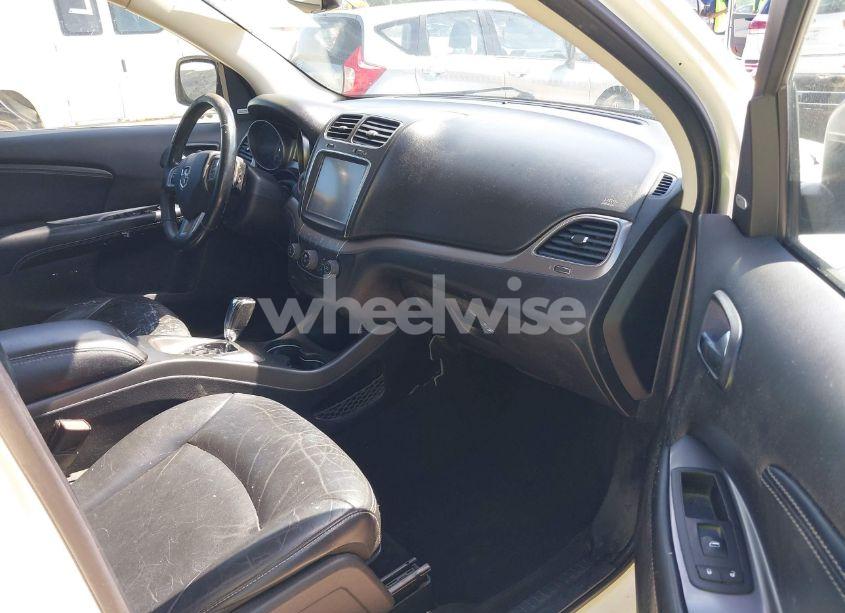 Photo 5 of 2016 Dodge Journey CROSSROAD PLUS (VIN 3C4PDCGG0GT174249)