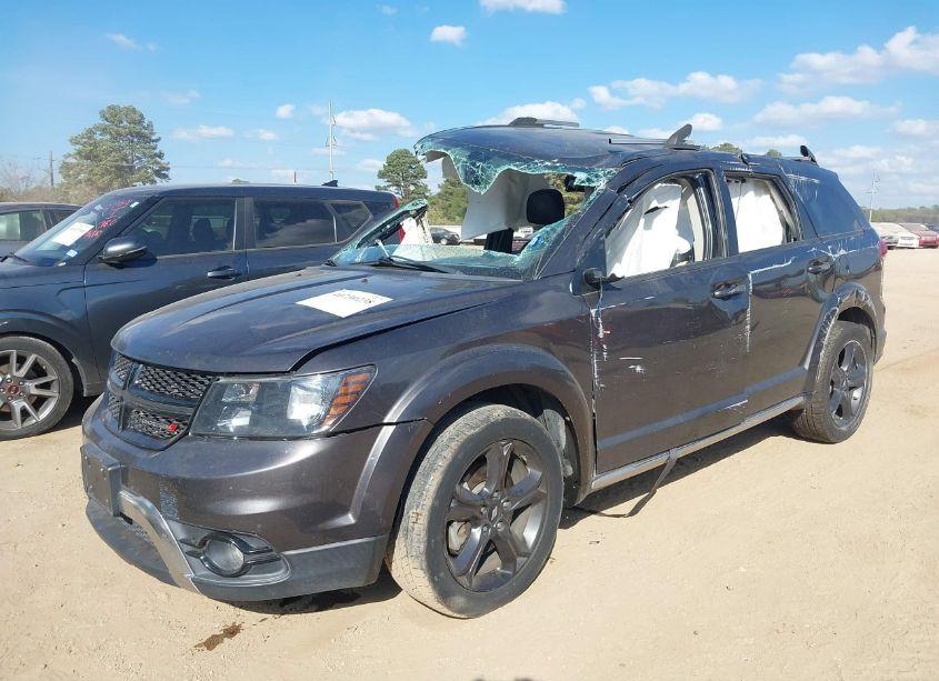 Photo 2 of 2018 Dodge Journey CROSSROAD (VIN 3C4PDCGG0JT495117)