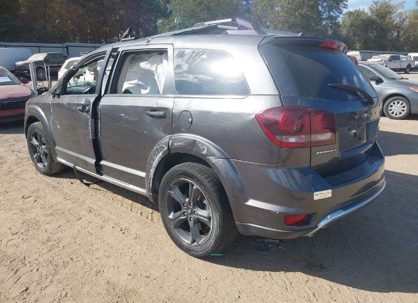 Photo 3 of 2018 Dodge Journey CROSSROAD (VIN 3C4PDCGG0JT495117)