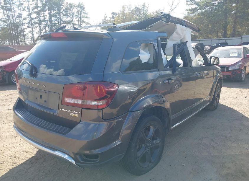 Photo 4 of 2018 Dodge Journey CROSSROAD (VIN 3C4PDCGG0JT495117)