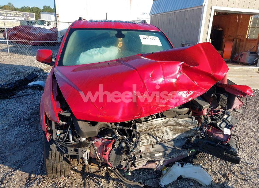 Photo 12 of 2018 Dodge Journey CROSSROAD (VIN 3C4PDCGG0JT500834)