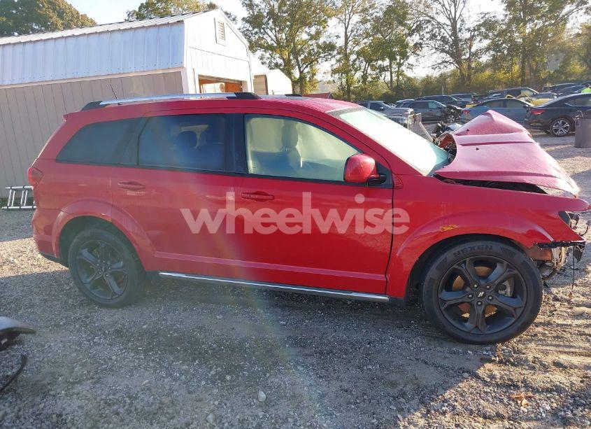 Photo 13 of 2018 Dodge Journey CROSSROAD (VIN 3C4PDCGG0JT500834)