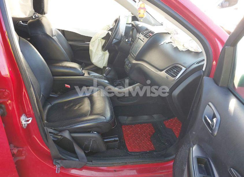 Photo 5 of 2018 Dodge Journey CROSSROAD (VIN 3C4PDCGG0JT500834)