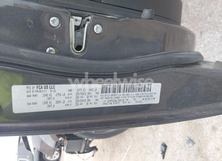 Photo 9 of 2018 Dodge Journey CROSSROAD (VIN 3C4PDCGG0JT505130)