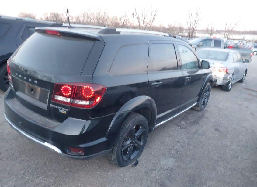Photo 4 of 2018 Dodge Journey CROSSROAD (VIN 3C4PDCGG0JT515916)