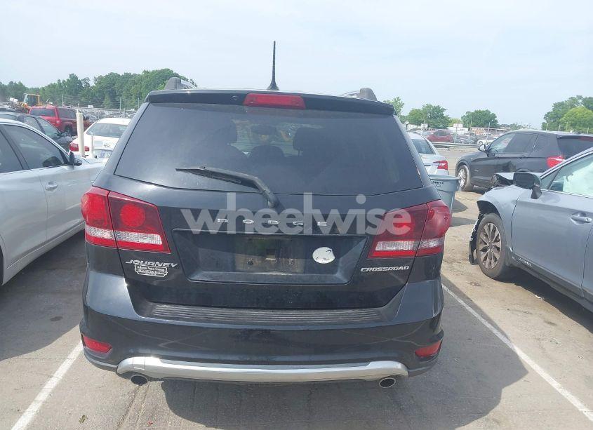 Photo 16 of 2017 Dodge Journey CROSSROAD (VIN 3C4PDCGG1HT554945)